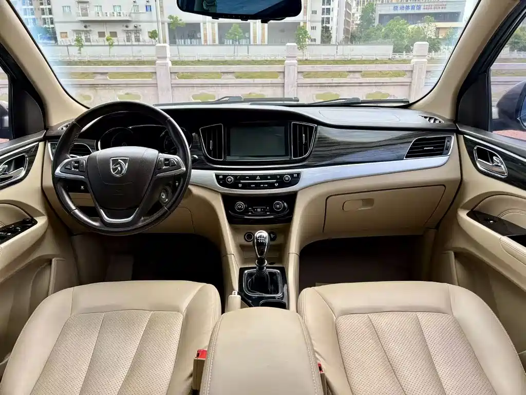 BAOJUN 730