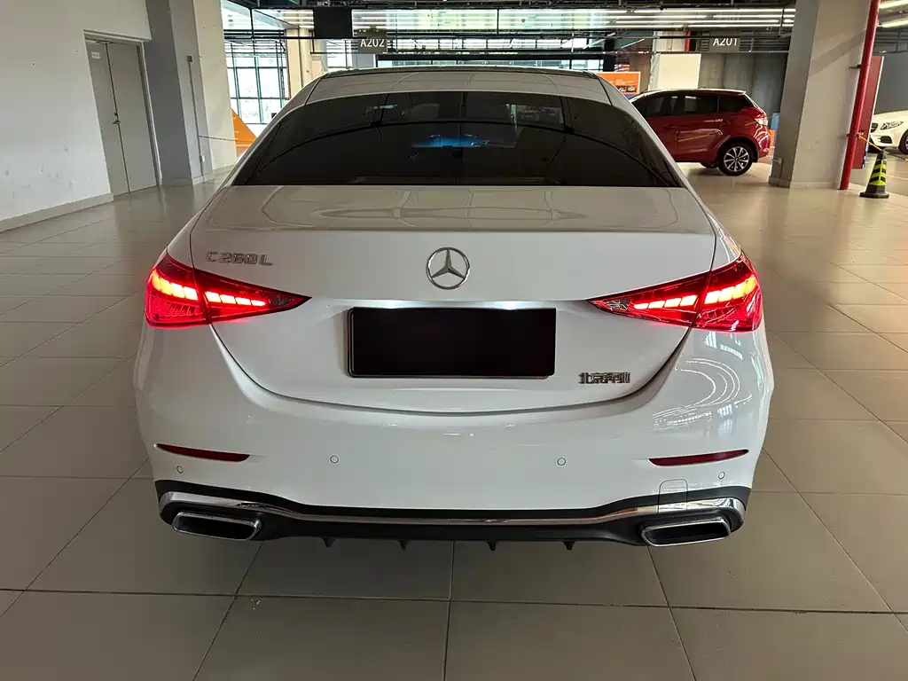 Mercedes-Benz C-Class — миниатюра 5