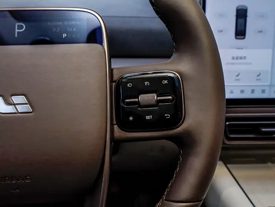 Li Auto Li MEGA — миниатюра 32