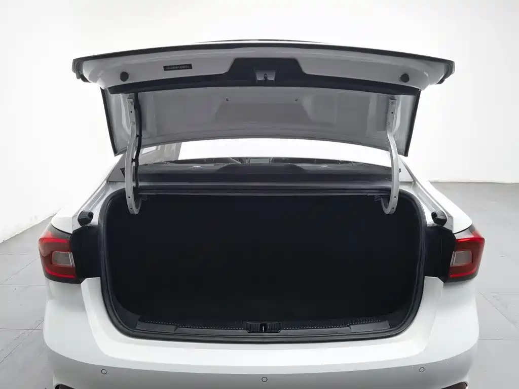 Roewe i5 — миниатюра 16