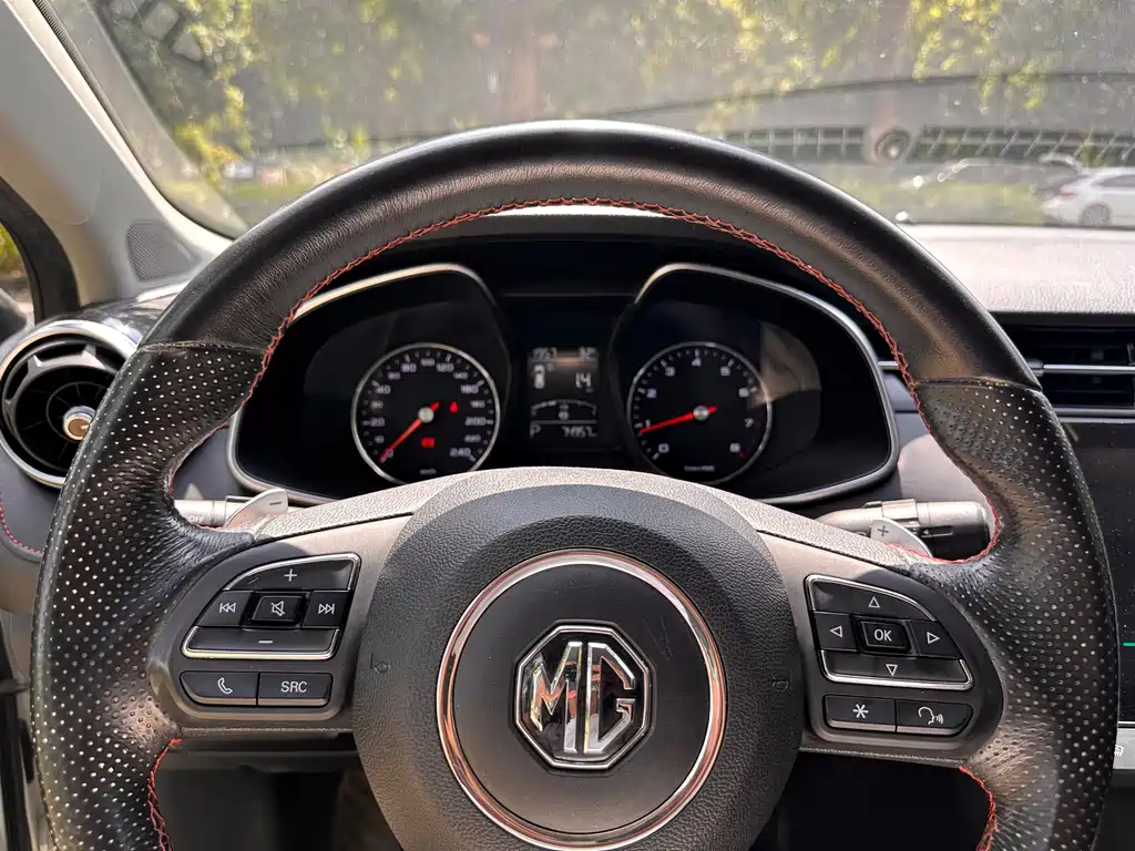 MG MG6 — миниатюра 16