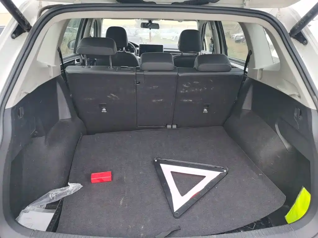 Volkswagen Tiguan L — миниатюра 19