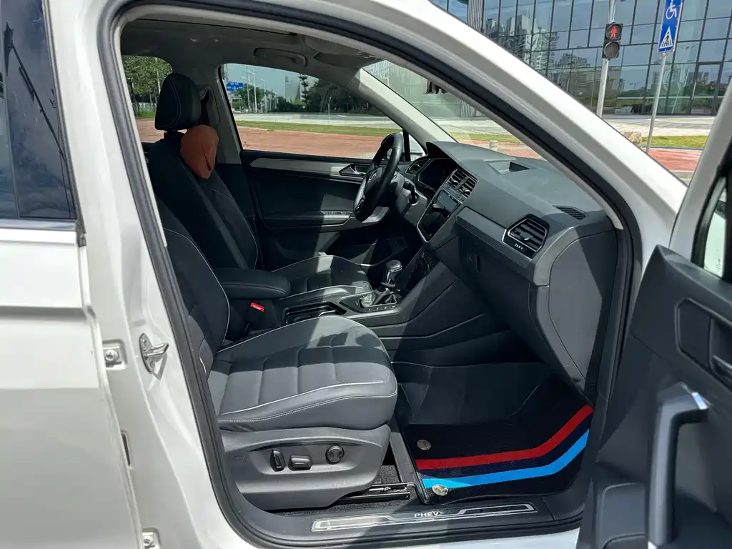 VOLKSWAGEN TIGUAN L NEW ENERGY