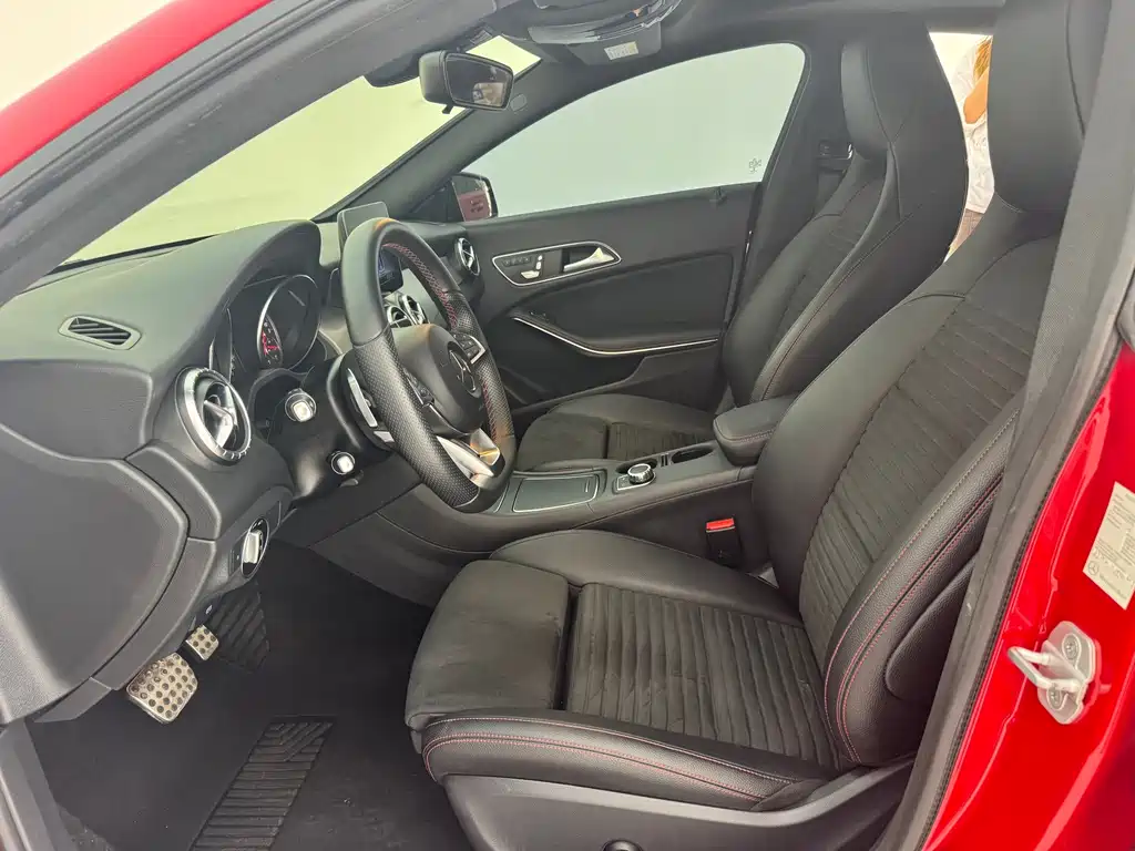 Mercedes-Benz CLA (Import) — миниатюра 6