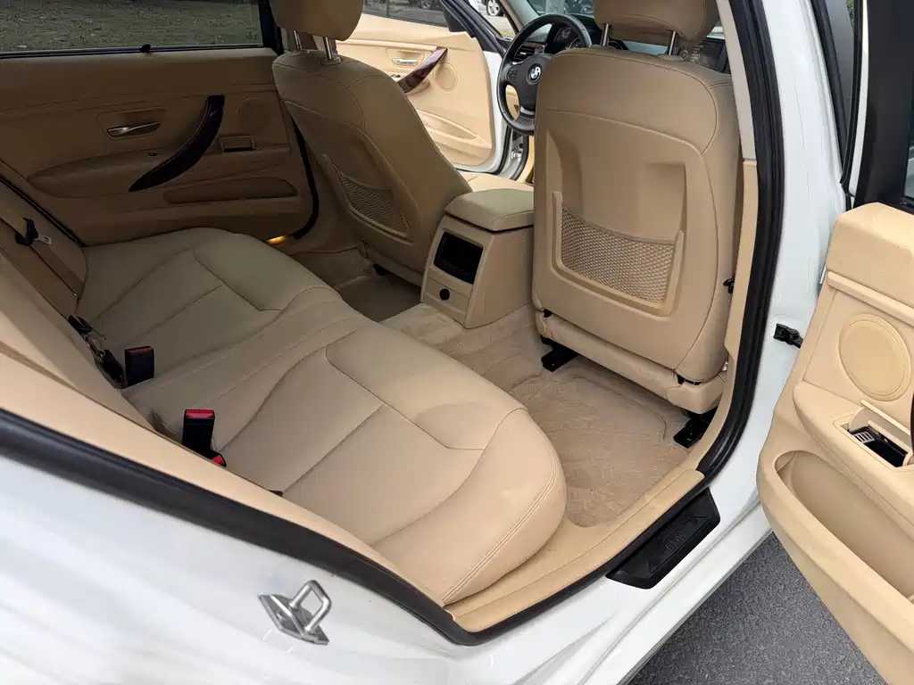 BMW 3 Series — миниатюра 15