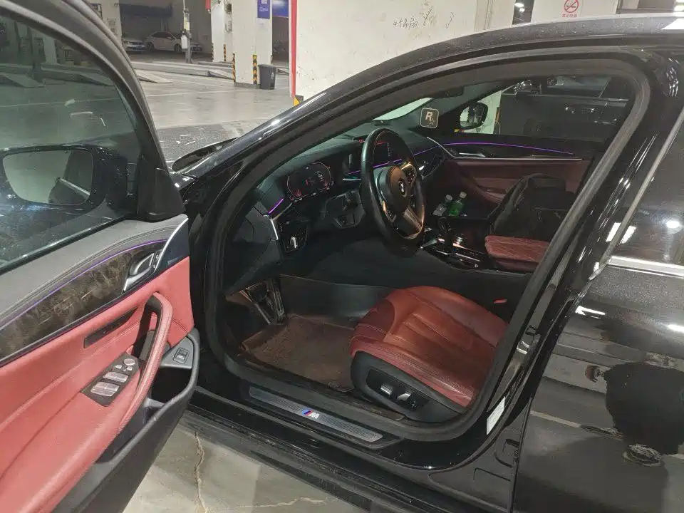 BMW 5 Series — миниатюра 3