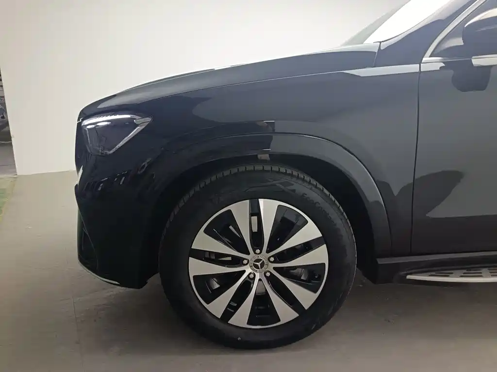Mercedes-Benz GLE (Import) — миниатюра 4