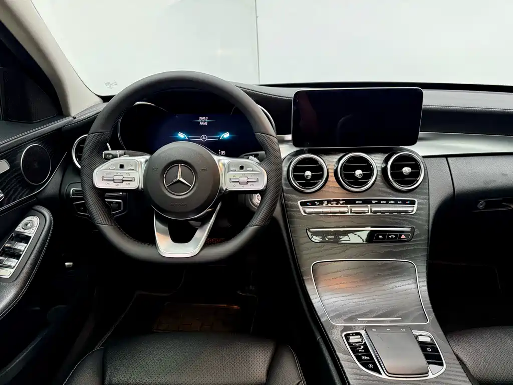 Mercedes-Benz C-Class — миниатюра 17