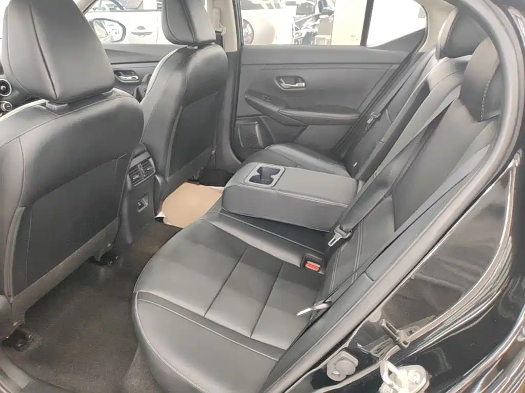 Nissan Sylphy — миниатюра 17
