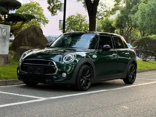 MINI Hatch — фото 1
