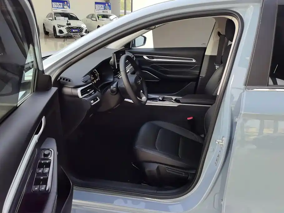 Geely Emgrand — миниатюра 9