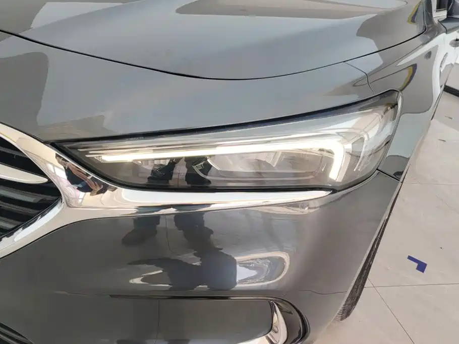 Buick LaCrosse — миниатюра 5
