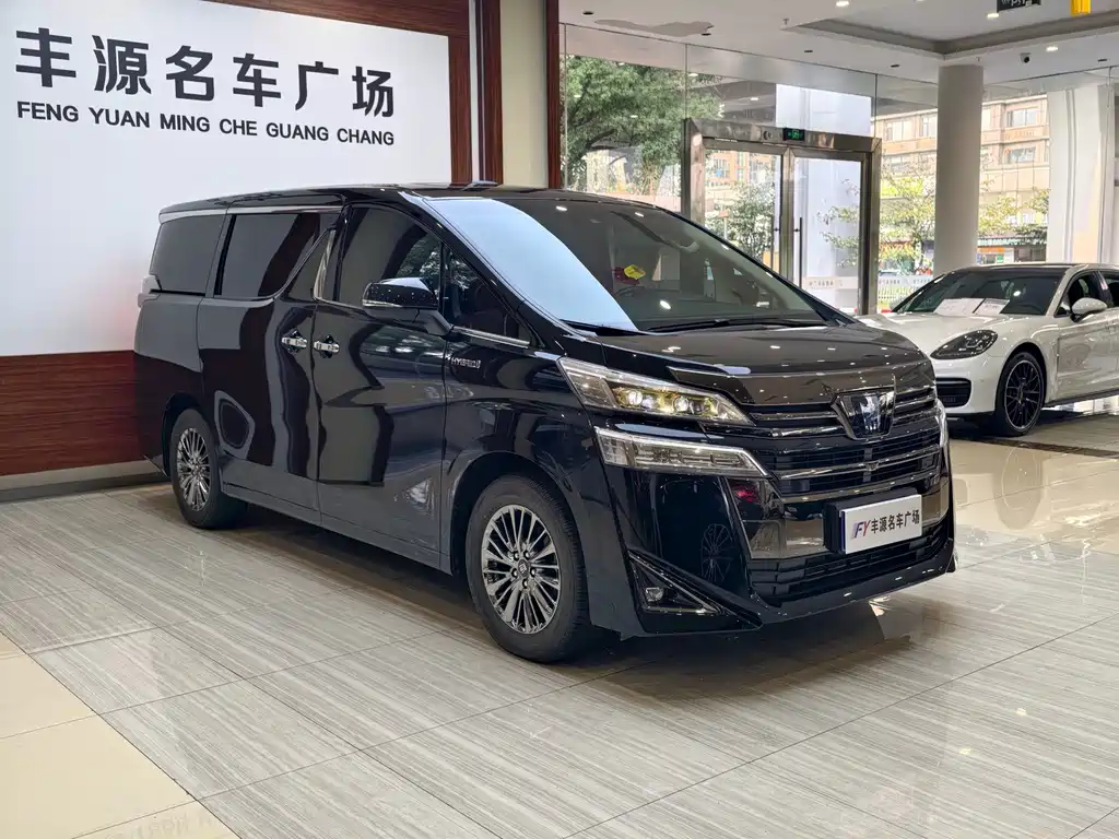 Toyota Vellfire — миниатюра 3