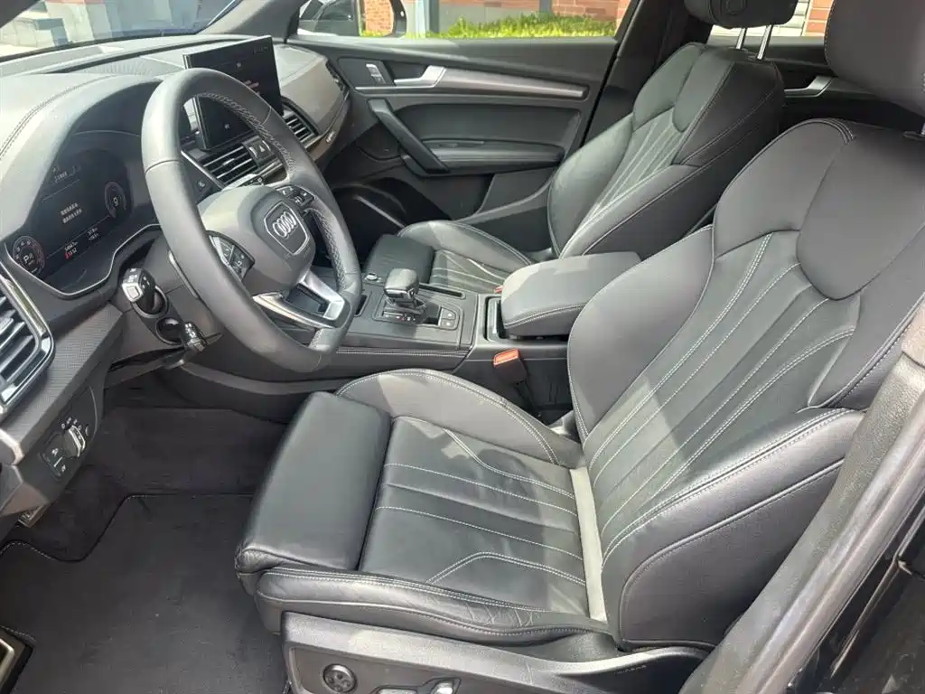 Audi Q5L 2024 40 TFSI Luxury