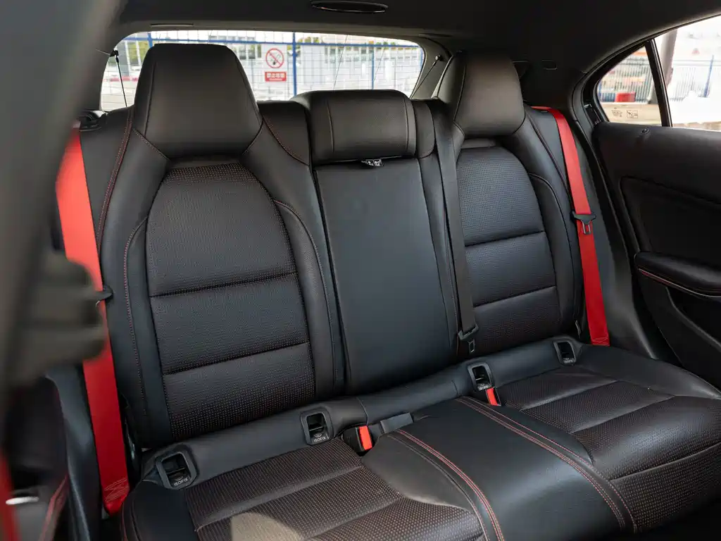 Mercedes-Benz A-Class AMG (Import) — миниатюра 9