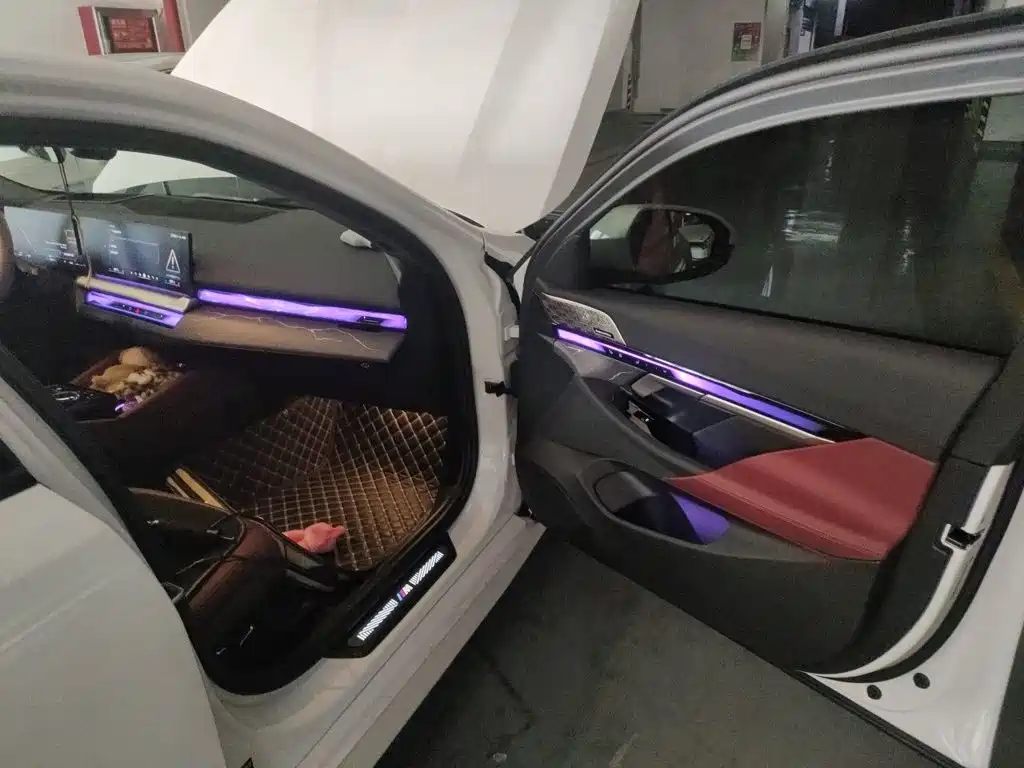 BMW 5 Series — миниатюра 19