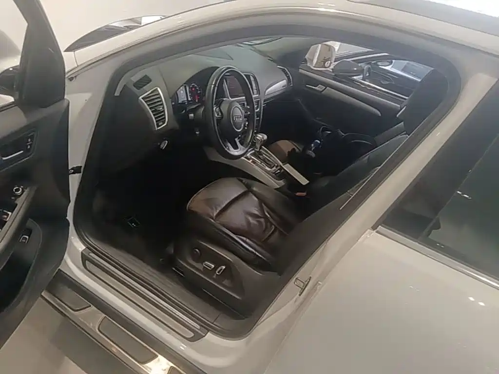 Audi Q5 — миниатюра 21