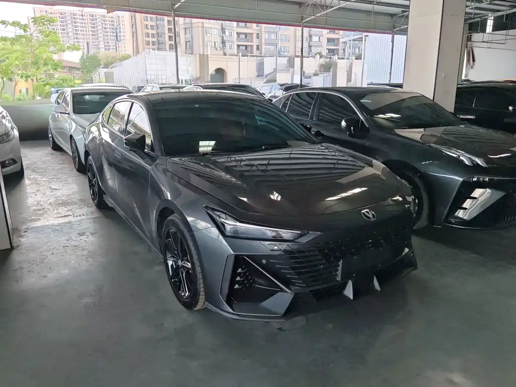 Changan UNI-V — миниатюра 3