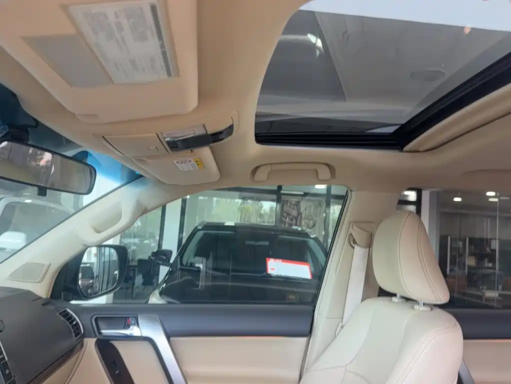 Toyota Prado — миниатюра 13