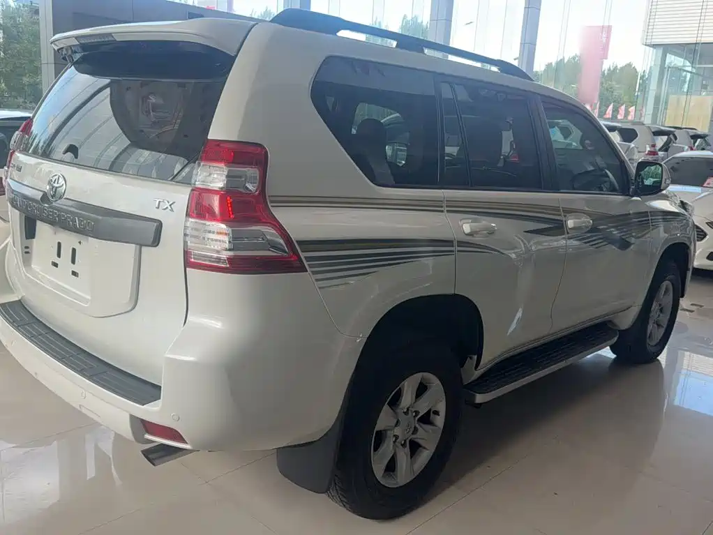 Toyota Prado — миниатюра 11