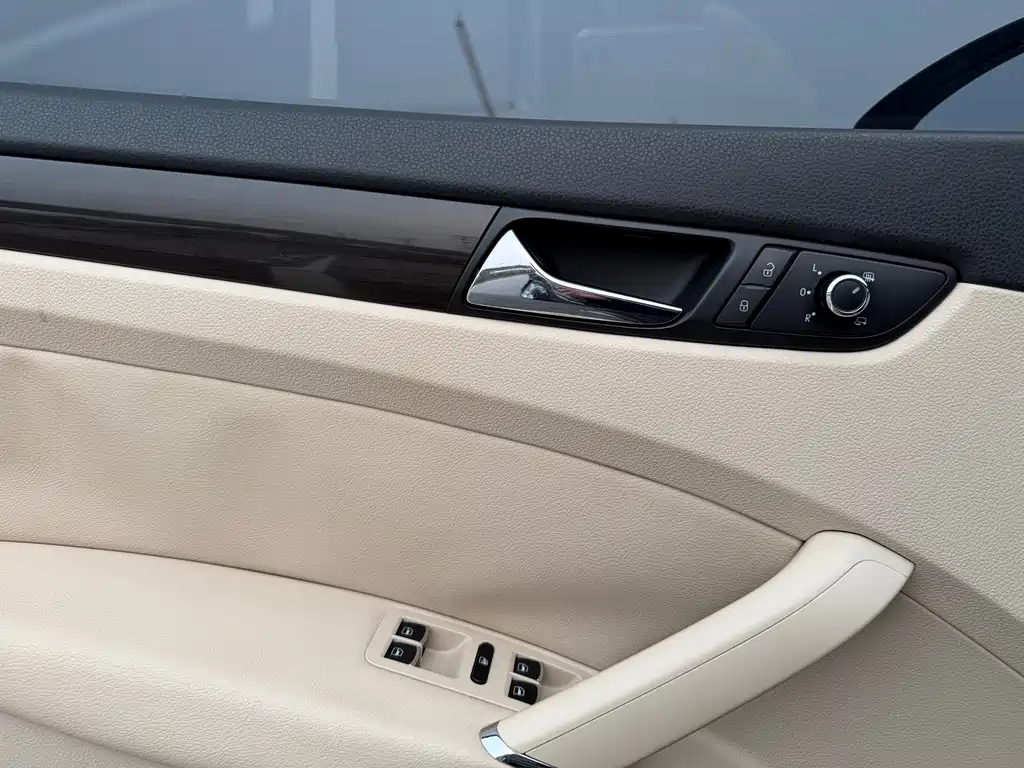Volkswagen Passat 2014 1.8TSI DSG