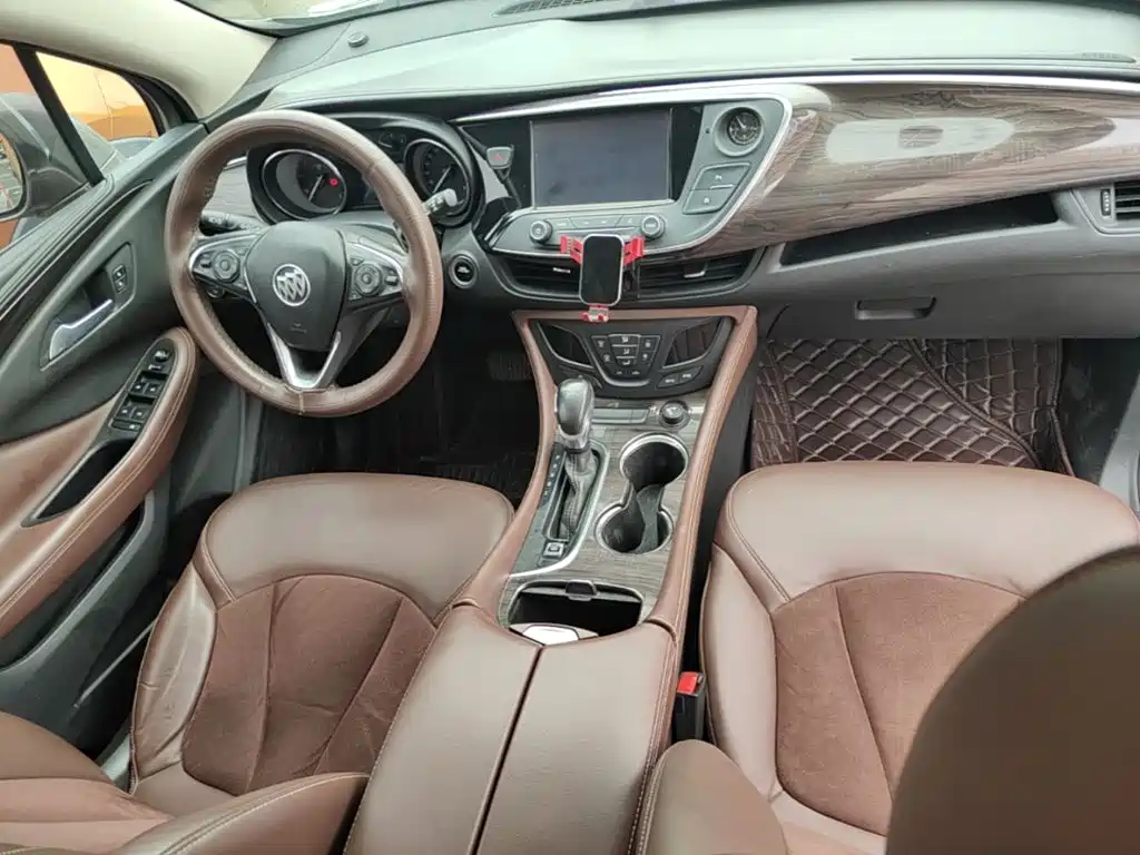 Buick Envision Plus — миниатюра 10