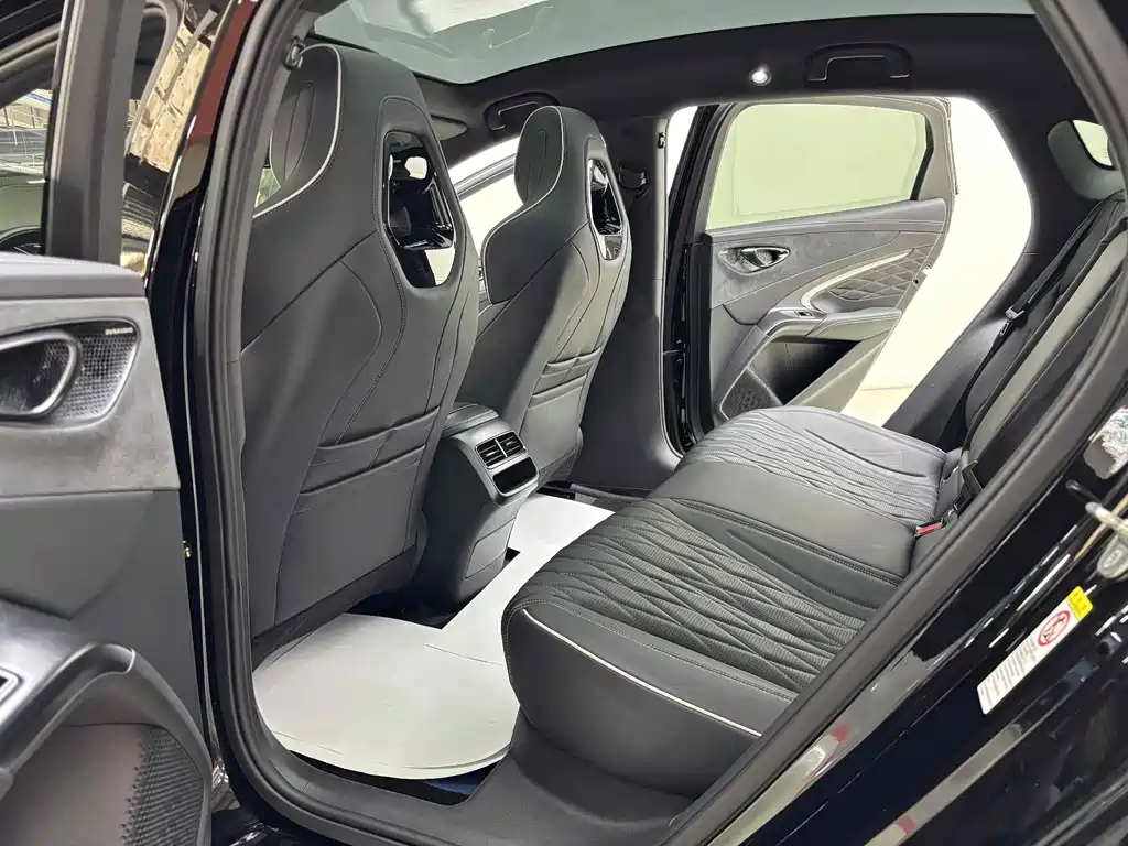 BYD Seal 2023 Champion 700km Luxury