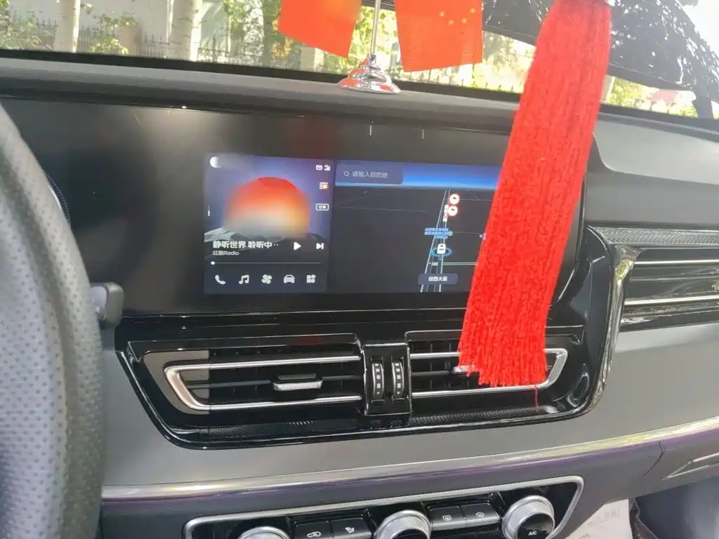 Hongqi HS5 2023 2.0T Pro