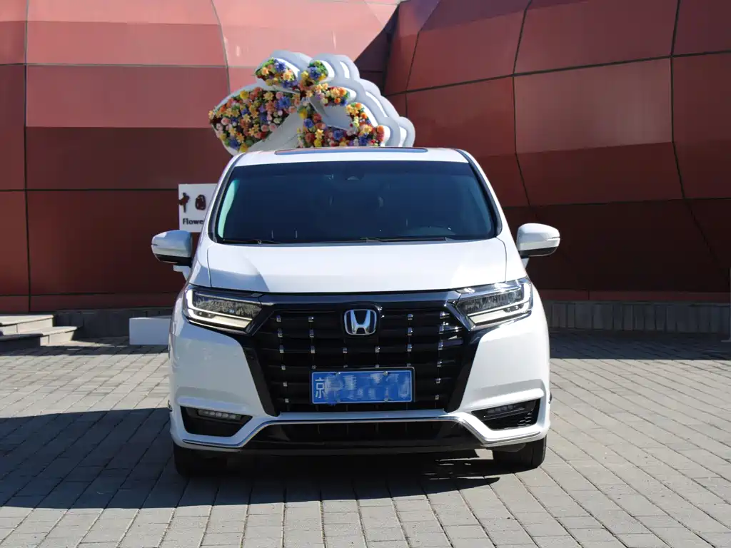 Honda Elysion — миниатюра 2