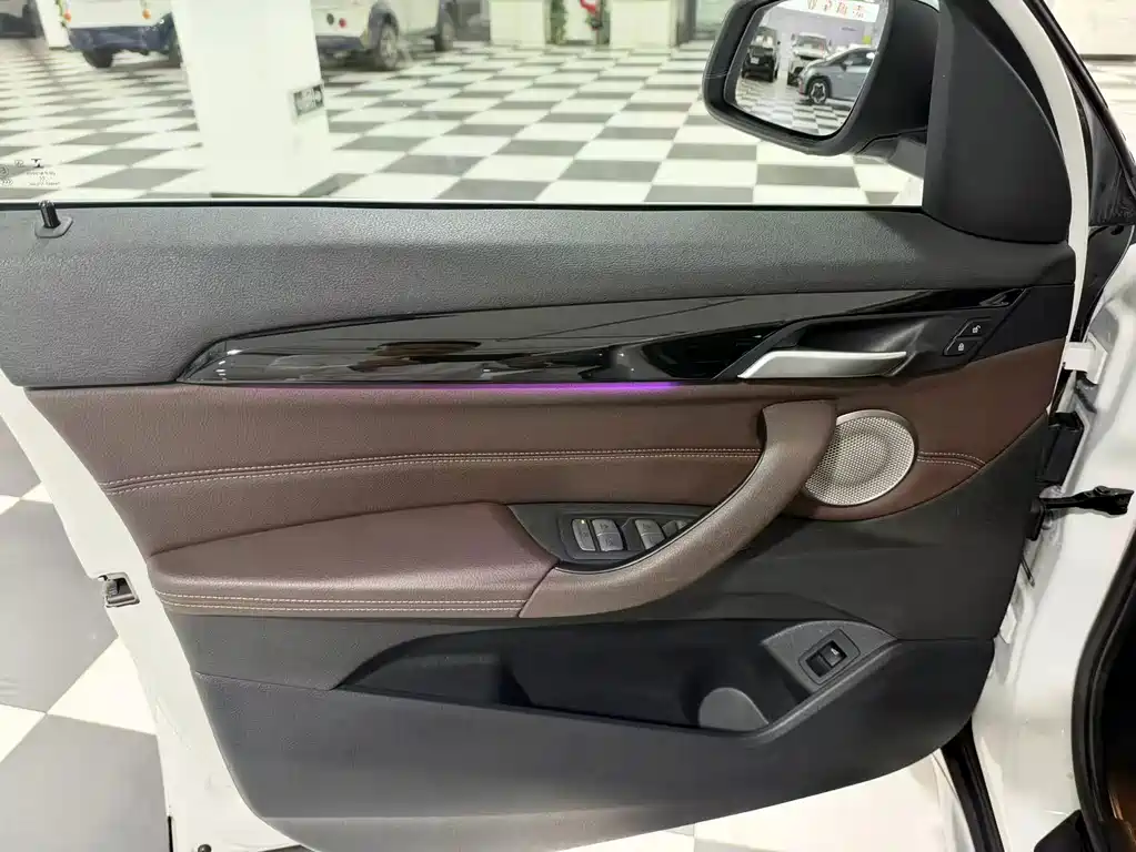 BMW X1 — миниатюра 15