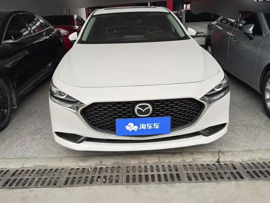 MAZDA 3 ANGKESAILA