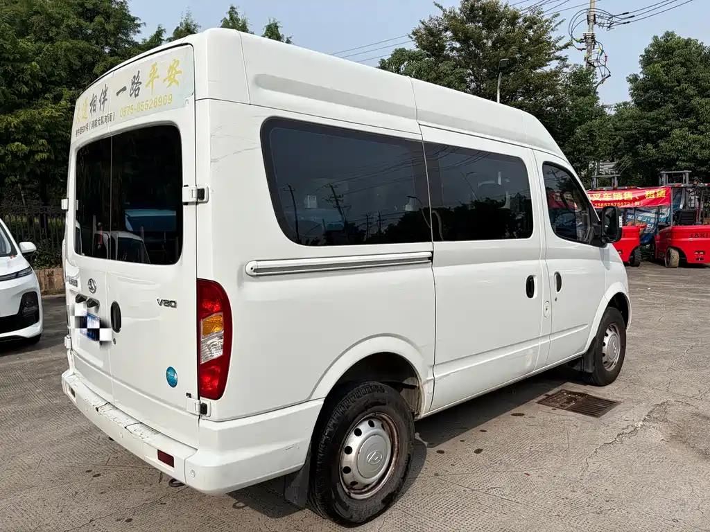 MAXUS V80 — миниатюра 3