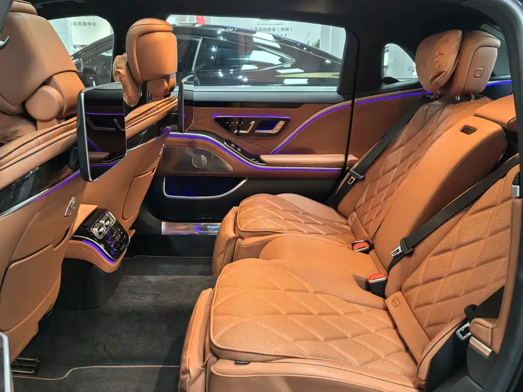 Mercedes-Benz S-Class — миниатюра 18