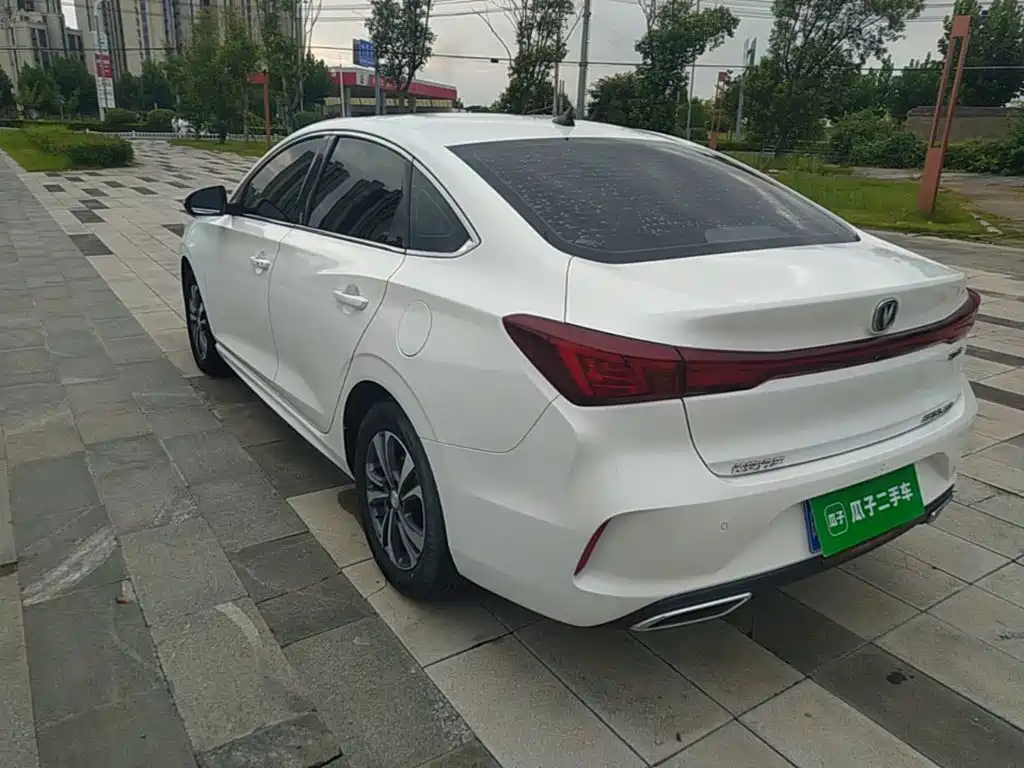 Changan Eado — миниатюра 5