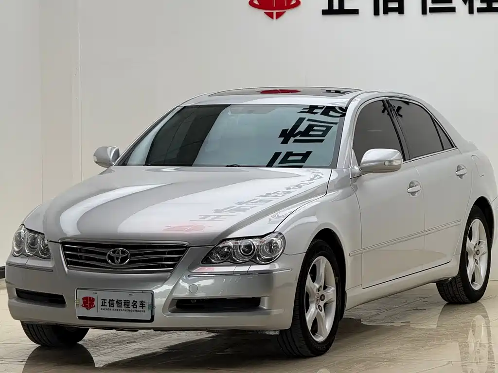 Toyota Reiz — миниатюра 3