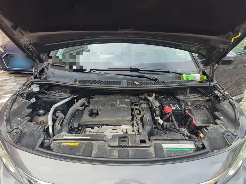 Peugeot 5008 — миниатюра 11