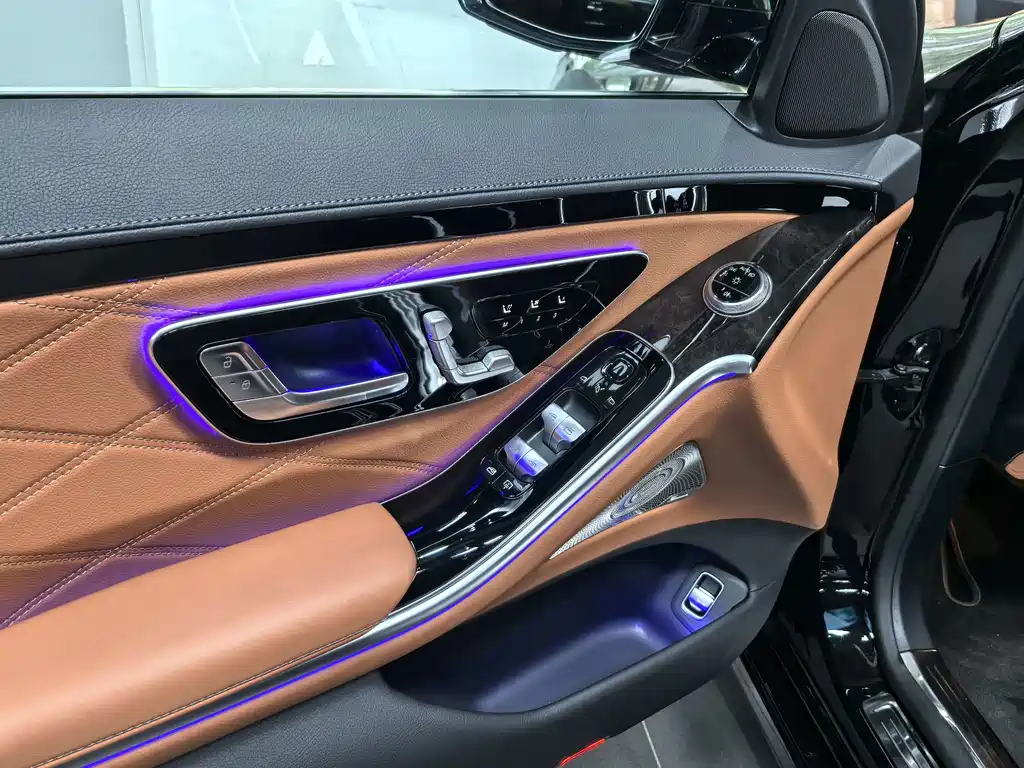 Mercedes-Benz S-Class — миниатюра 15