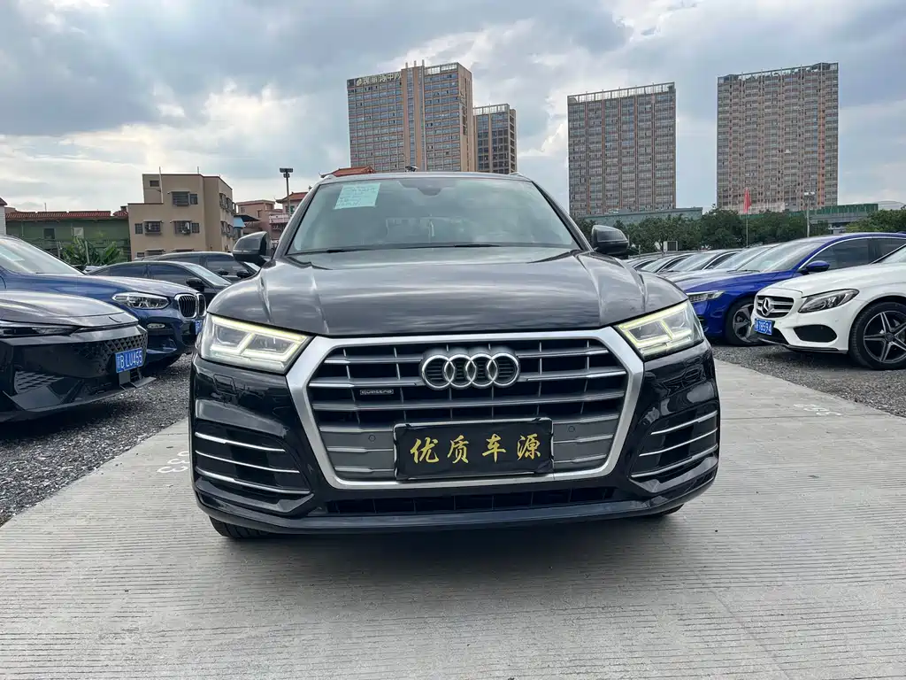 Audi Q5L 2019