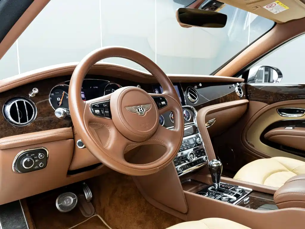 Bentley Mulsanne — миниатюра 8