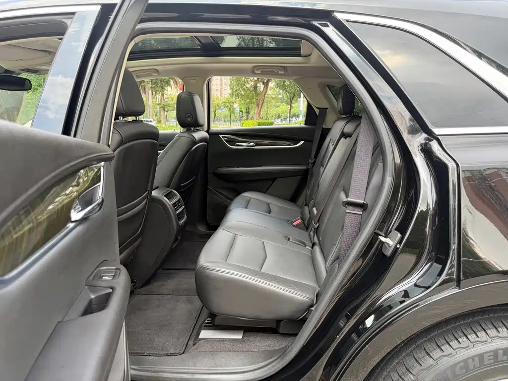 Cadillac XT5 — миниатюра 17