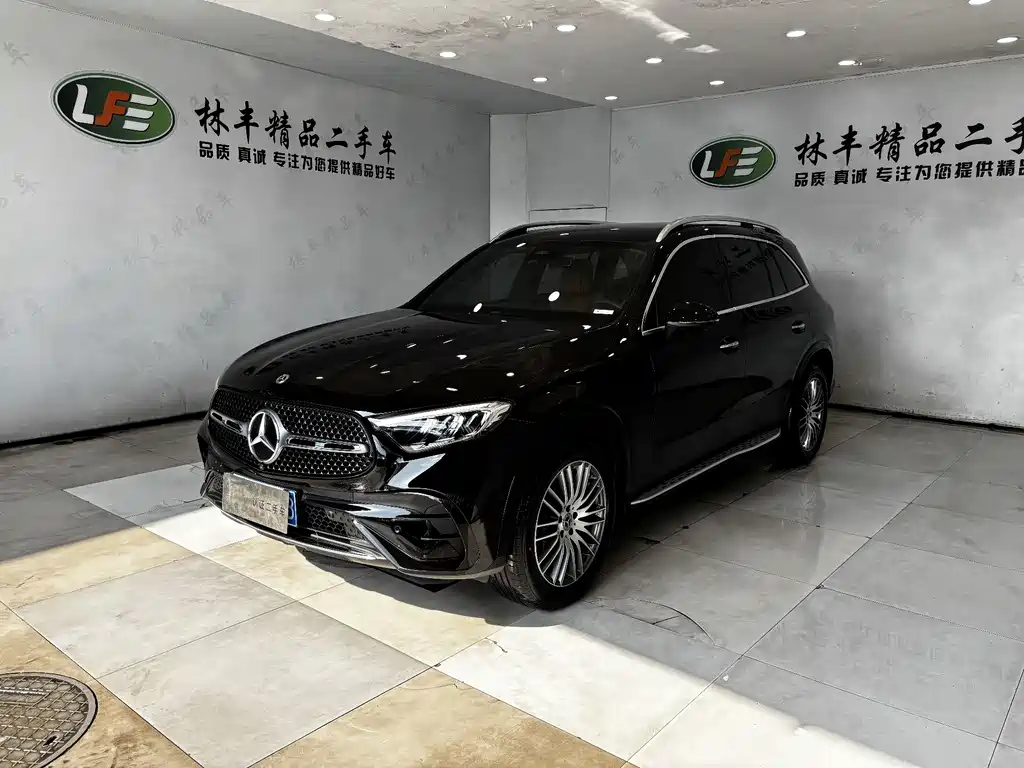Mercedes-Benz GLC 2025