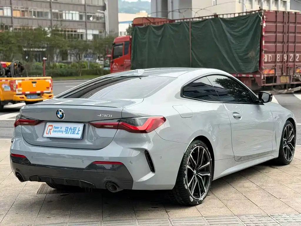 BMW 4 Series — миниатюра 4