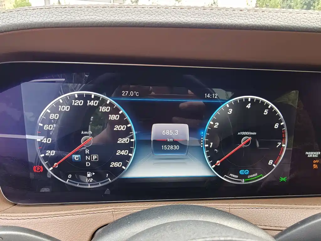 Mercedes-Benz S-Class — миниатюра 24