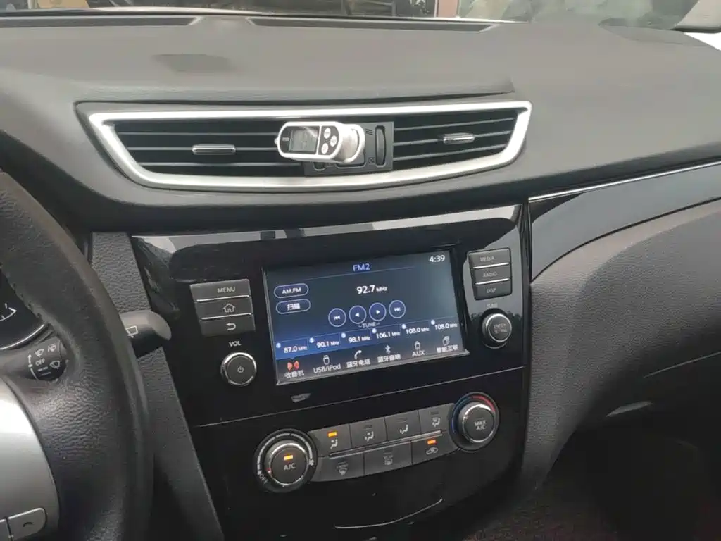 Nissan Qashqai — миниатюра 13