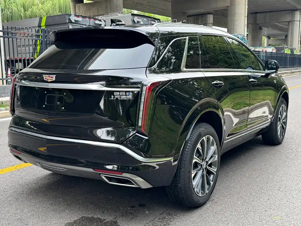 Cadillac XT5 — миниатюра 7
