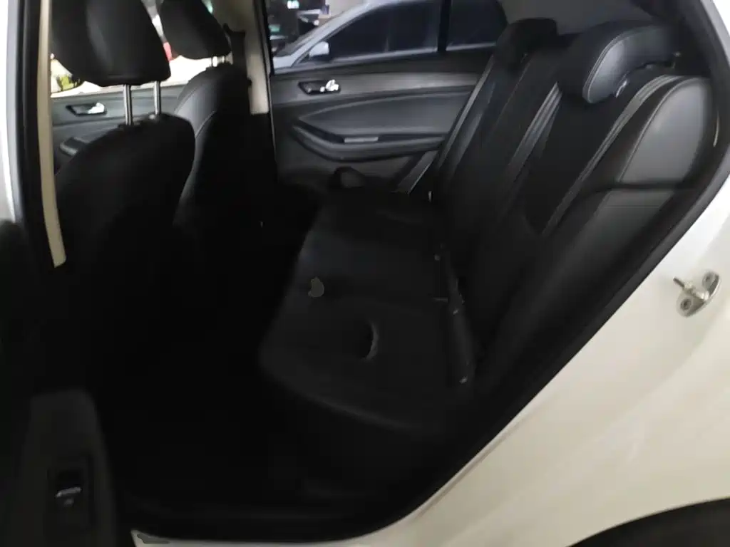Chery Arrizo 5 — миниатюра 17