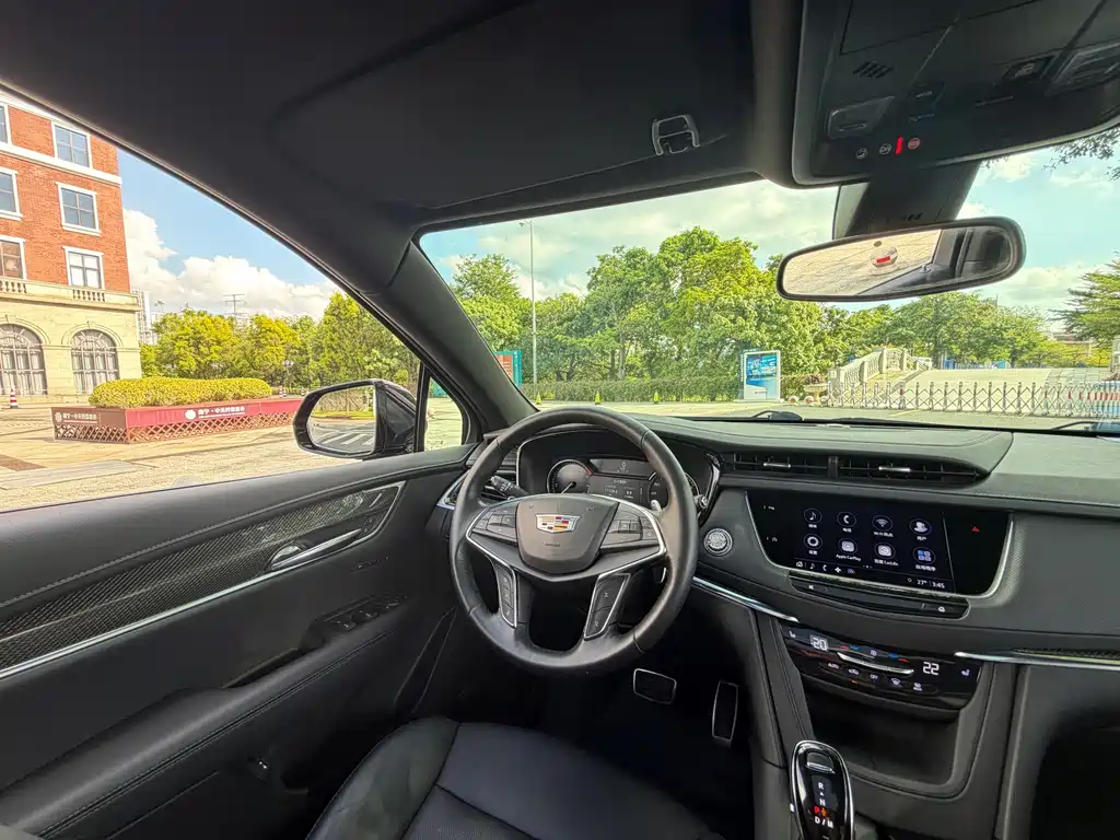 Cadillac XT5 — миниатюра 16