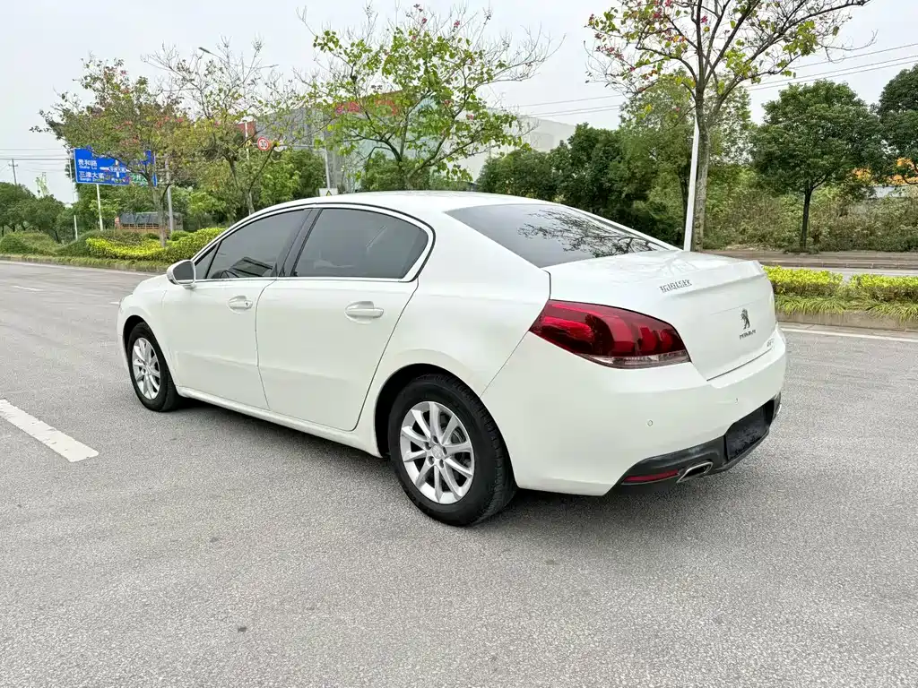 PEUGEOT 508