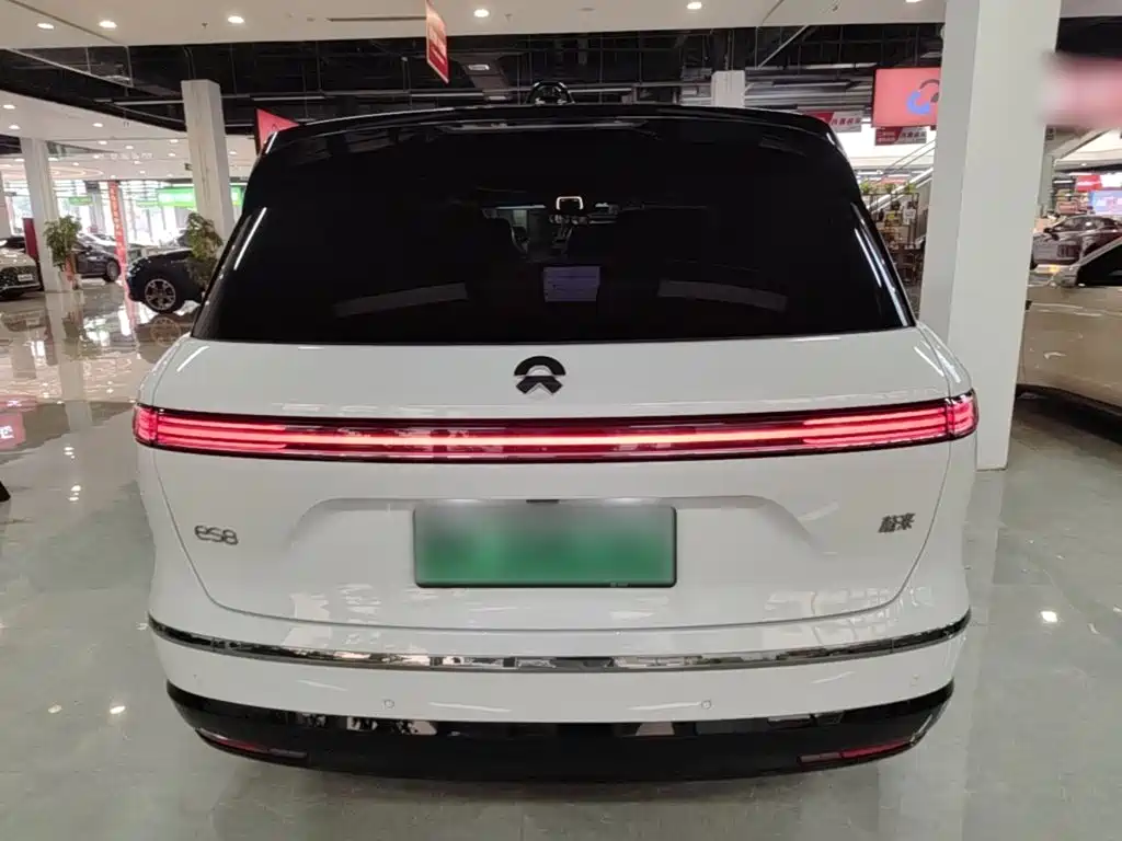 NIO ES8 — миниатюра 6