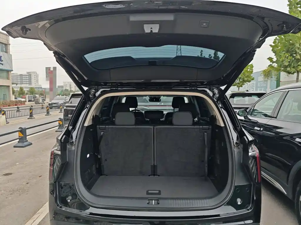 Hongqi Hongqi HS7 PHEV — миниатюра 19